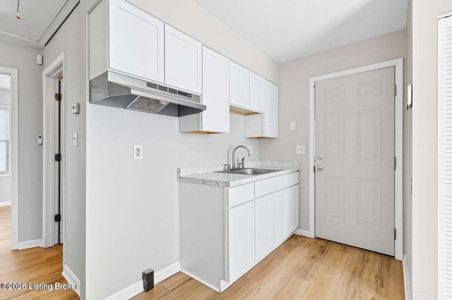 2601 Dixdale Ave, Louisville, KY 40210