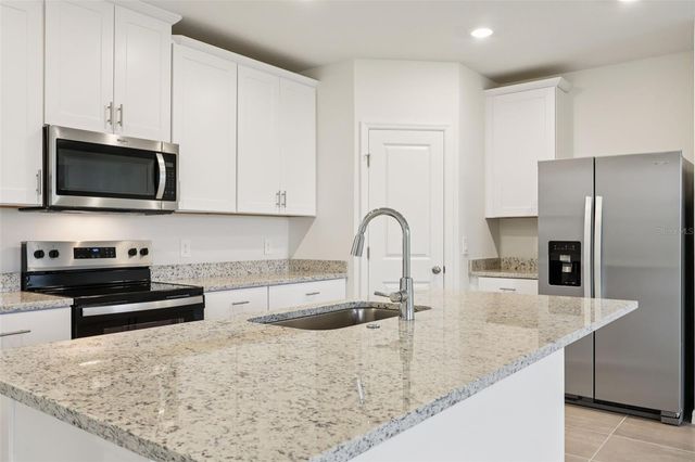 1136 CUMBERLAND TRAIL DRIVE, Lake Hamilton, FL 33851