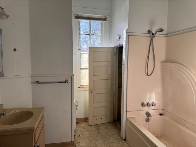 317 Scullin, Denison, TX 75020