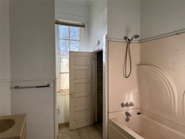 317 Scullin, Denison, TX 75020