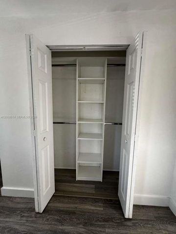 1121 NW 40th St 2, Miami, FL 33127