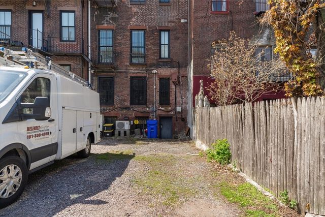 7 Dwight St 3, Boston, MA 02118