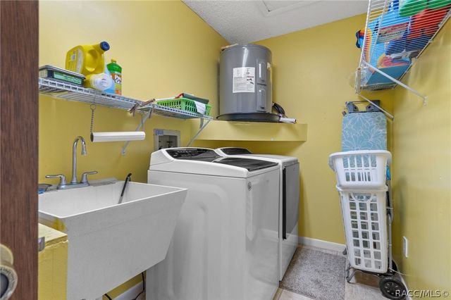 3640 S Springbreeze Way, Homosassa, FL 34448