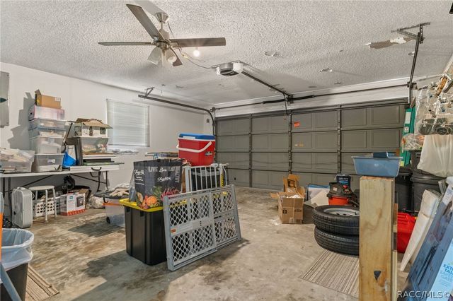 3640 S Springbreeze Way, Homosassa, FL 34448