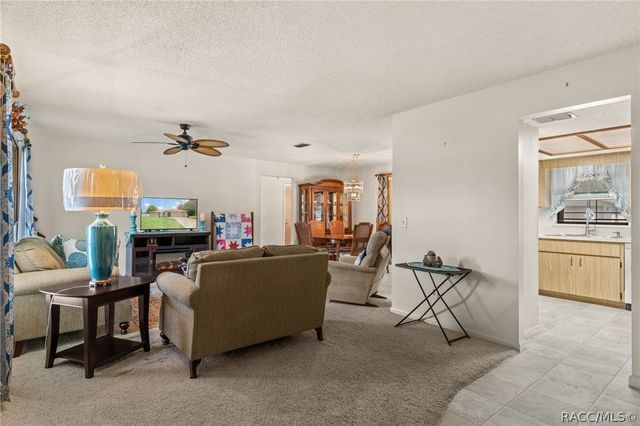 3640 S Springbreeze Way, Homosassa, FL 34448