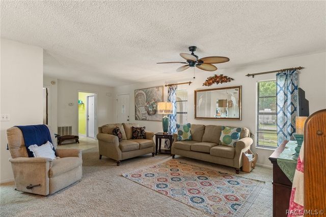 3640 S Springbreeze Way, Homosassa, FL 34448