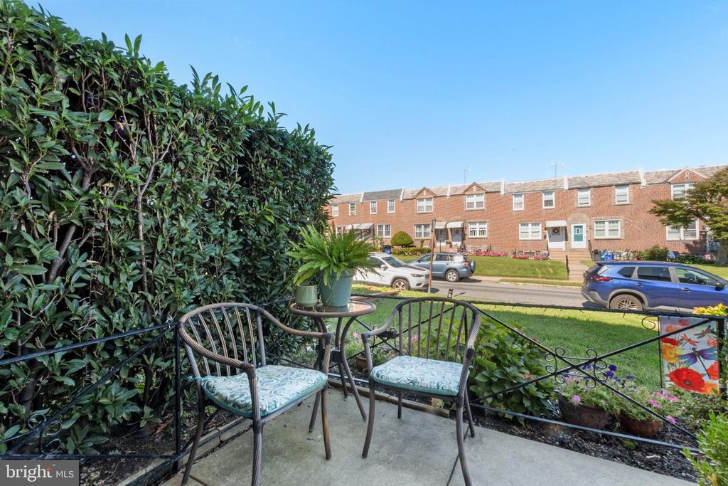 6135 REACH ST, Philadelphia, PA 19111 — photo 2