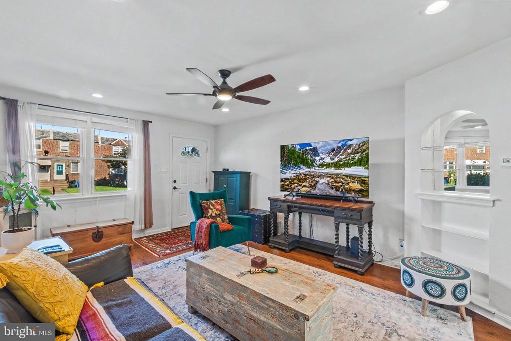 6135 REACH ST, Philadelphia, PA 19111 — photo 4