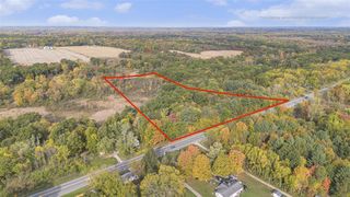 49956 M-40, Paw Paw, MI 49079