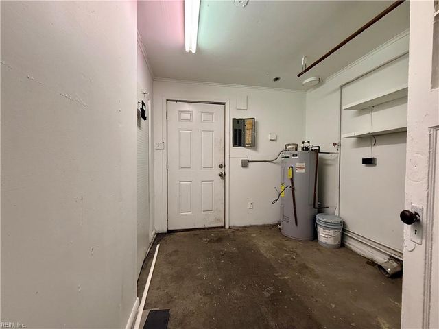 3 Cotton PL, Portsmouth, VA 23702