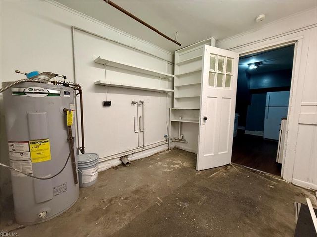 3 Cotton PL, Portsmouth, VA 23702