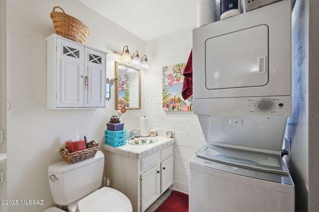 177 S Paseo Pena Apt B, Green Valley, AZ 85614