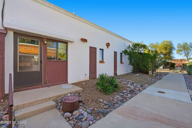 177 S Paseo Pena Apt B, Green Valley, AZ 85614