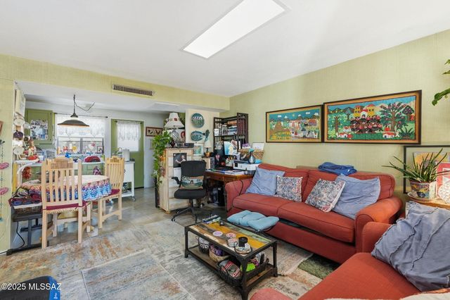 177 S Paseo Pena Apt B, Green Valley, AZ 85614