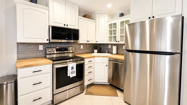 2750 OCEAN SHORE BOULEVARD 49, Ormond Beach, FL 32176