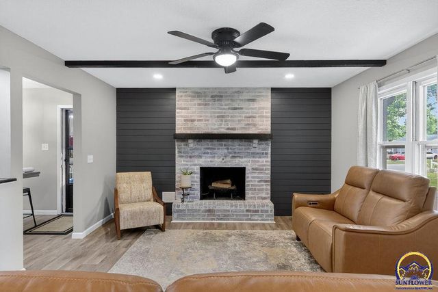 5838 SW 25th ST, Topeka, KS 66614