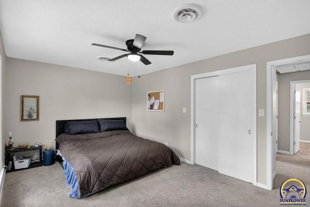 5838 SW 25th ST, Topeka, KS 66614