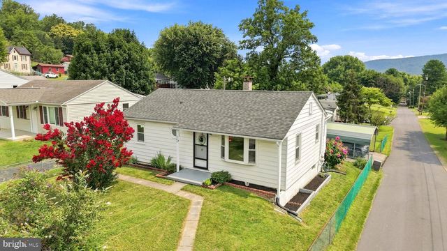 242 POLK ST, Harpers Ferry, WV 25425