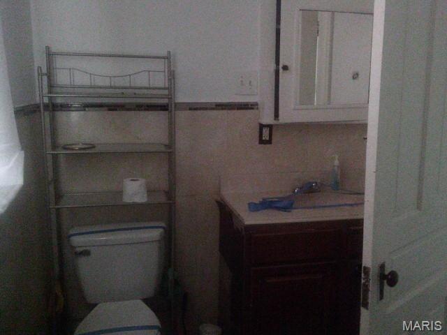3237 Barrett Street, St Louis, MO 63107