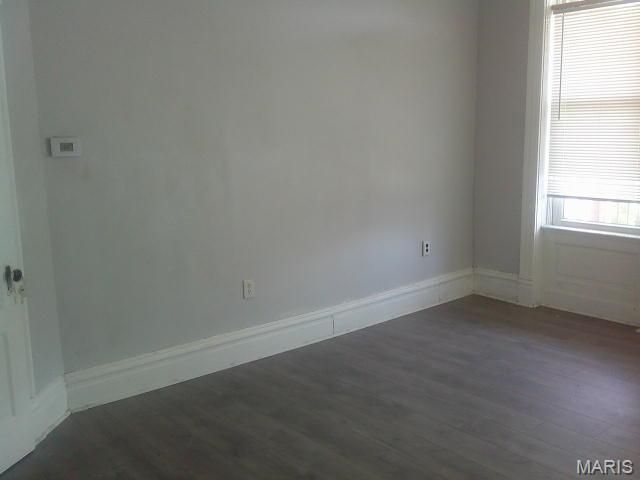 3237 Barrett Street, St Louis, MO 63107