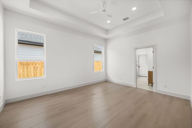 2806 Carter Street, Dallas, TX 75210