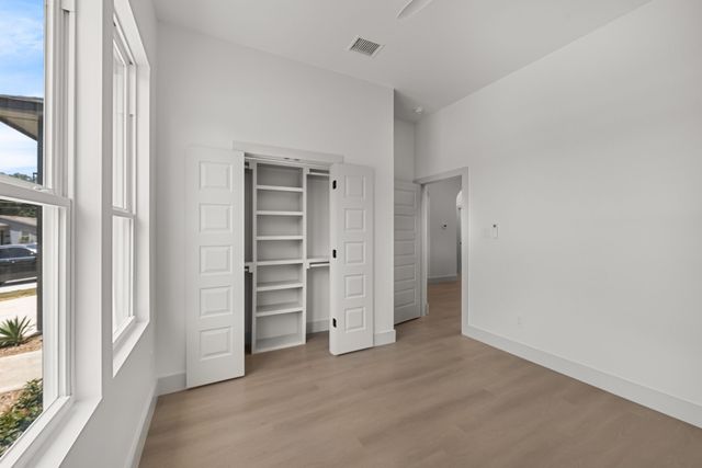 2806 Carter Street, Dallas, TX 75210