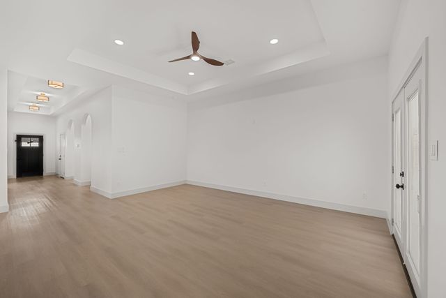 2806 Carter Street, Dallas, TX 75210