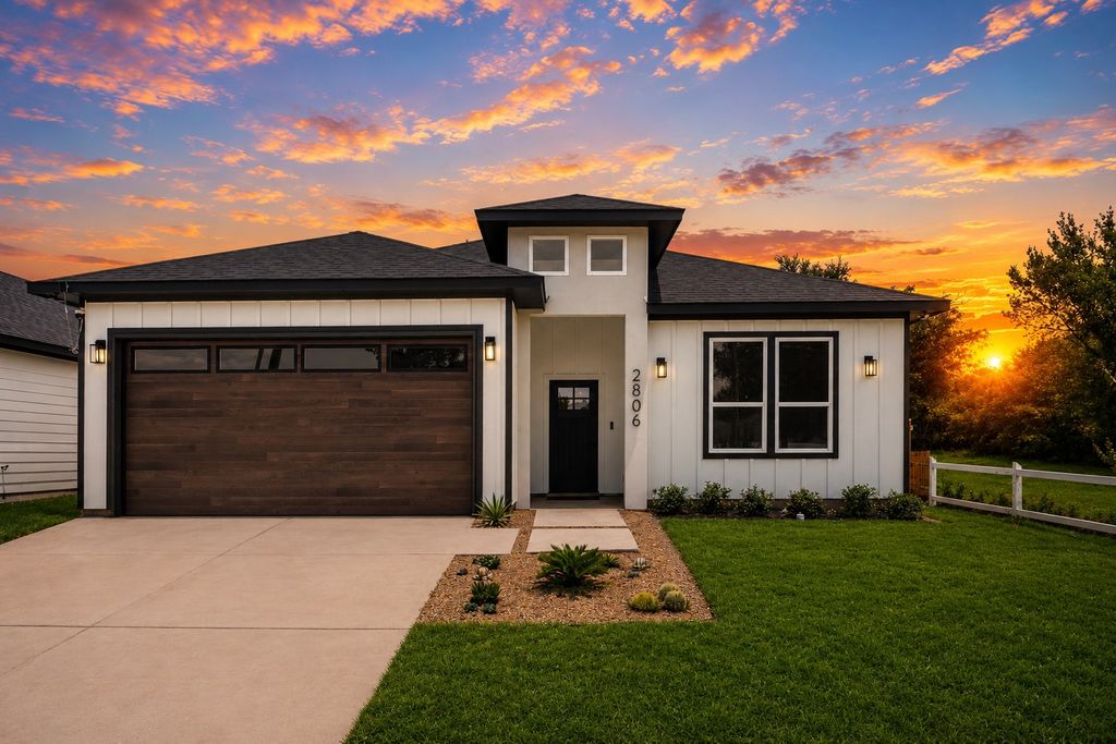 2806 Carter Street, Dallas, TX 75210