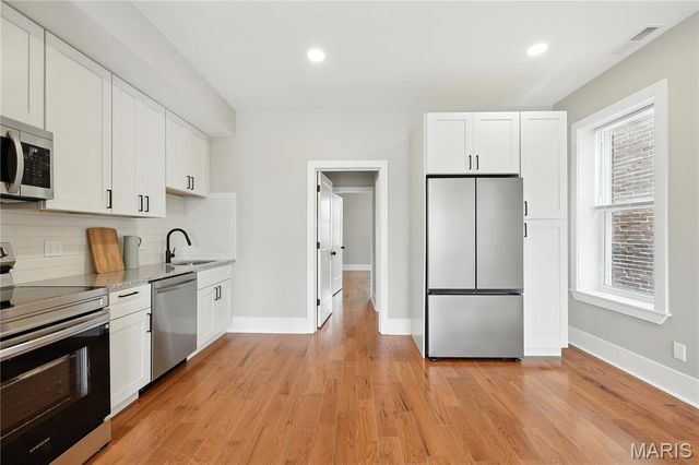 4363 Gibson Avenue 2F, St Louis, MO 63110