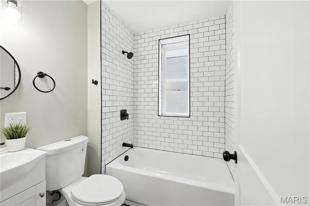 4363 Gibson Avenue 2F, St Louis, MO 63110