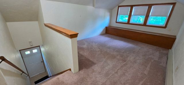 109 Green Hill Pkwy 2, Worcester, MA 01605
