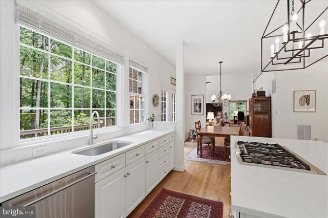 10693 ALLIWELLS CT, Oakton, VA 22124