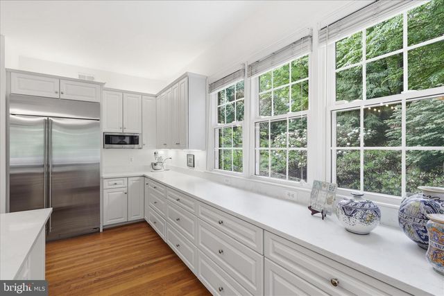 10693 ALLIWELLS CT, Oakton, VA 22124