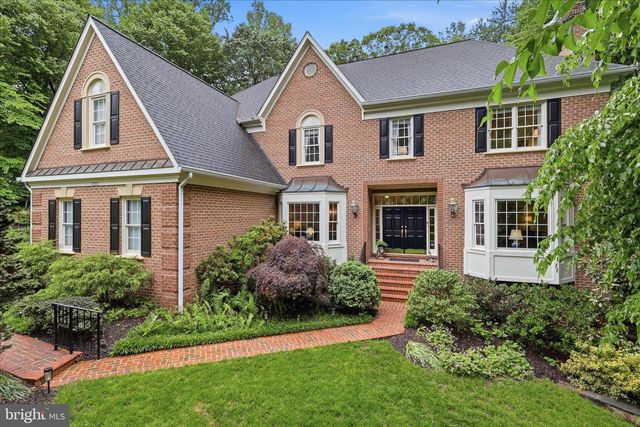 10693 ALLIWELLS CT, Oakton, VA 22124