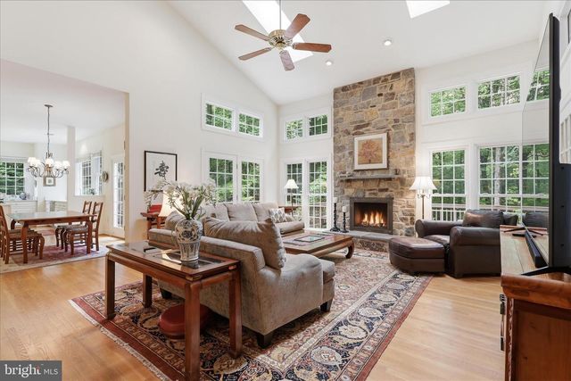 10693 ALLIWELLS CT, Oakton, VA 22124