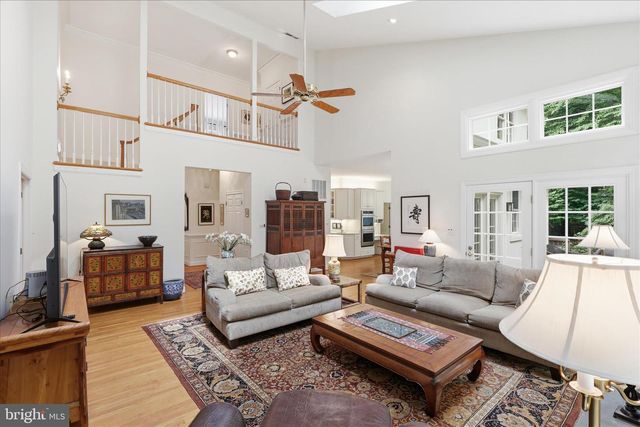 10693 ALLIWELLS CT, Oakton, VA 22124