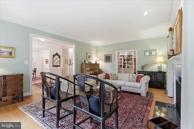 10693 ALLIWELLS CT, Oakton, VA 22124