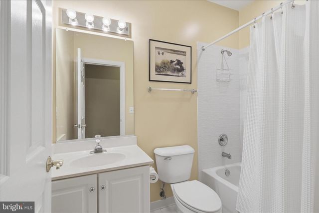 10693 ALLIWELLS CT, Oakton, VA 22124