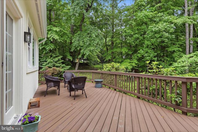 10693 ALLIWELLS CT, Oakton, VA 22124
