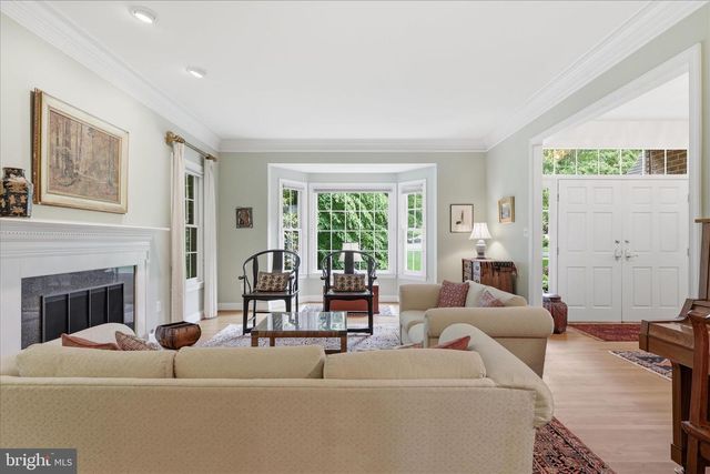 10693 ALLIWELLS CT, Oakton, VA 22124
