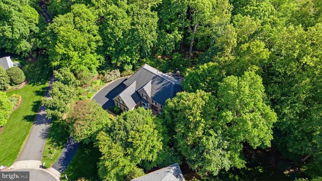 10693 ALLIWELLS CT, Oakton, VA 22124