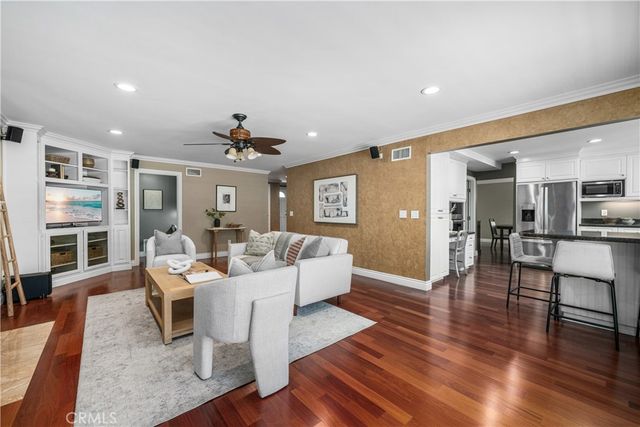 3261 Lilly Avenue, Long Beach, CA 90808