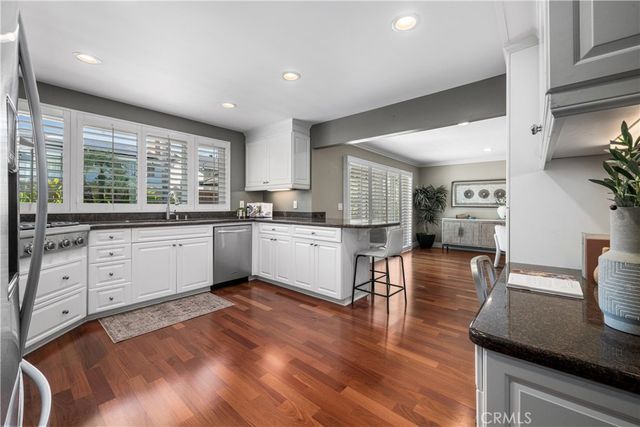 3261 Lilly Avenue, Long Beach, CA 90808