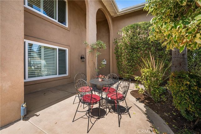 3261 Lilly Avenue, Long Beach, CA 90808