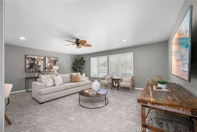 3261 Lilly Avenue, Long Beach, CA 90808
