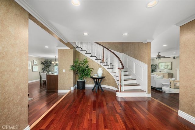 3261 Lilly Avenue, Long Beach, CA 90808