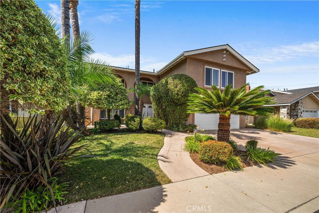 3261 Lilly Avenue, Long Beach, CA 90808