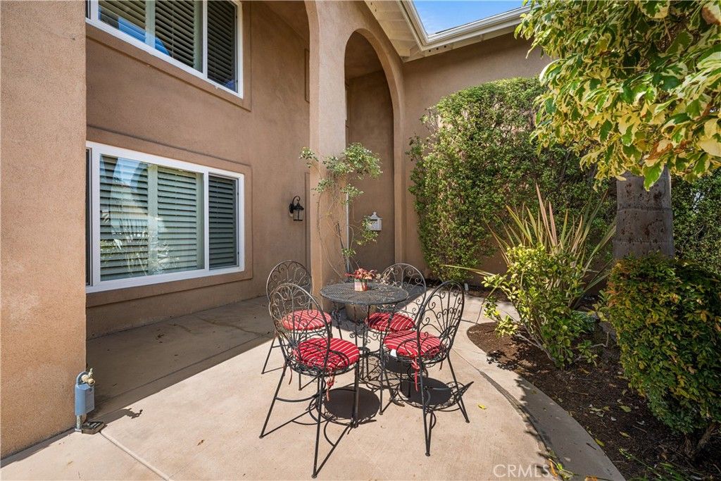 3261 Lilly Avenue, Long Beach, CA 90808 — photo 5