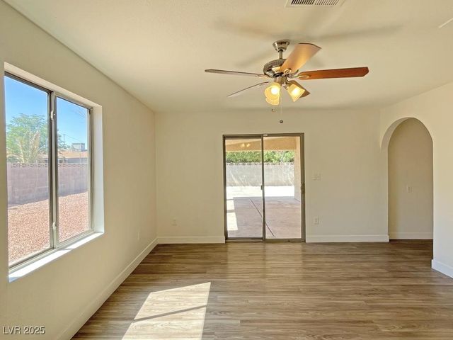 1201 Parliament Place, Las Vegas, NV 89110