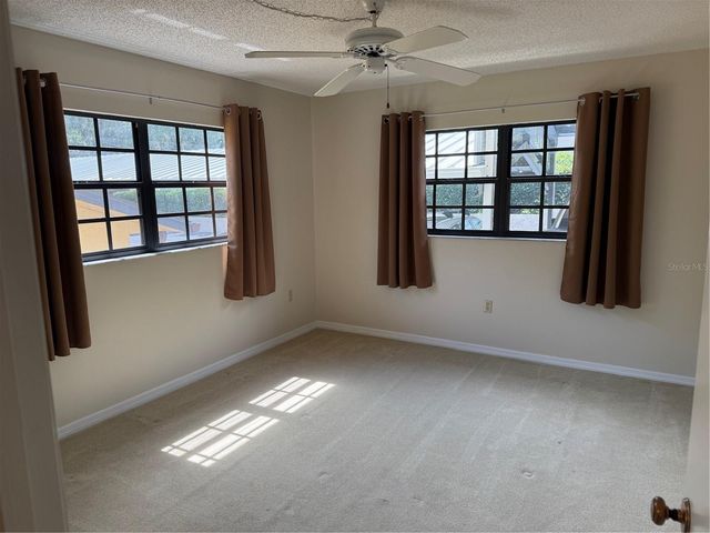 110 N TREMAIN ST 105, Mount Dora, FL 32757